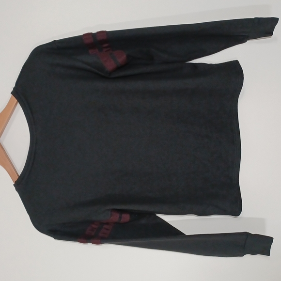 ✨3/$25✨Harlow Black Fine Gauge Sweater - XS - Picture 2 of 7